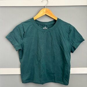 Hollister Women's Forest Green Short Sleeve Crew Tee